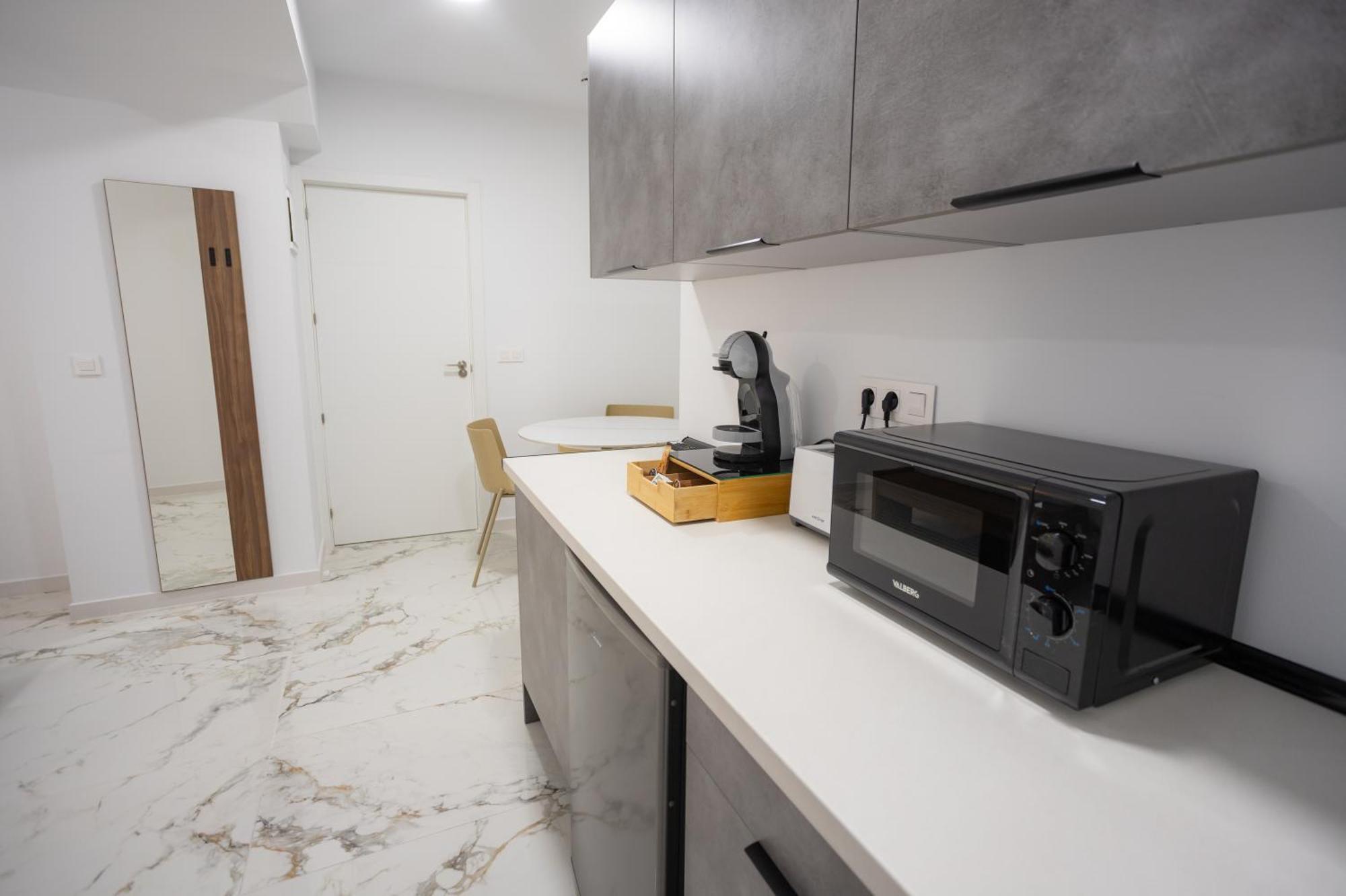 L&G Apartments Bahia Suite Alicante Exterior photo